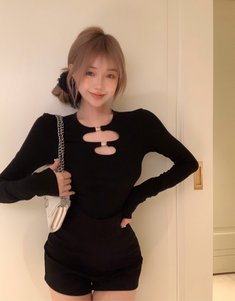 實拍 歐美辣妹長袖修身圓領鏤空純欲氛圍感上衣