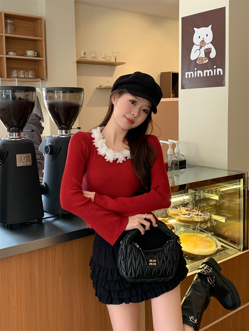 實拍秋冬新款紅色蕾絲邊撞色設計感毛衣女針織打底衫短款上衣