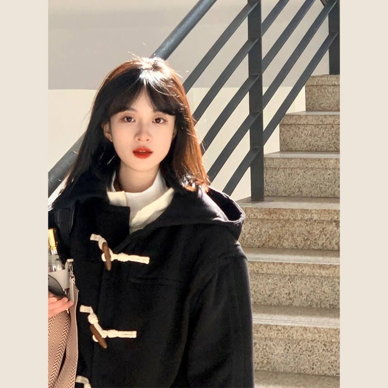 Permed double-layer hat 360g long black horn button women's woolen coat autumn and winter style Hepburn style