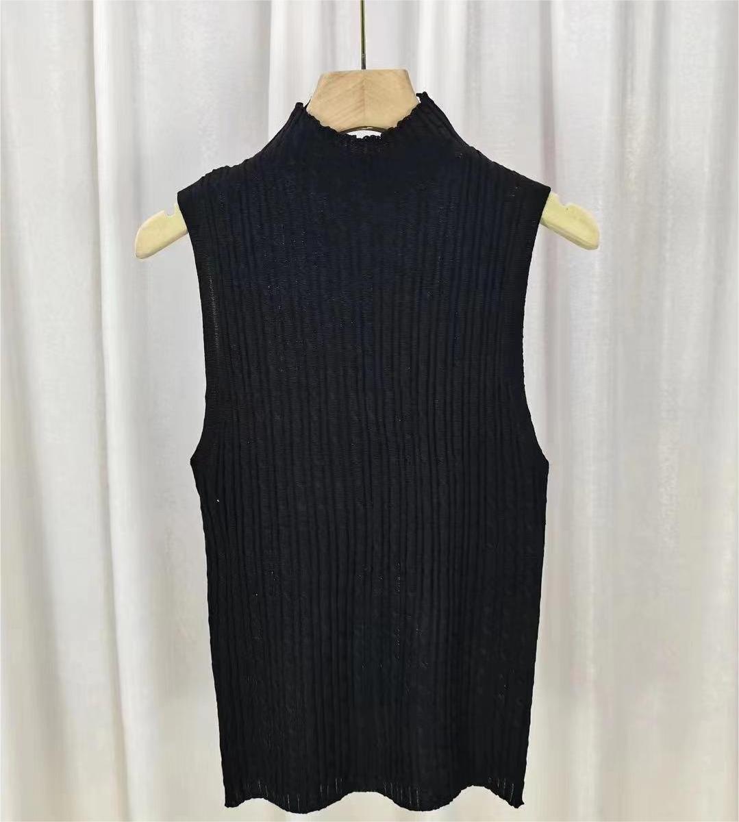 Personalized and versatile stand-up collar ribbed knitted vest for women, fashionable inner fit, slim sleeveless top, slim woolen bottoming shirt