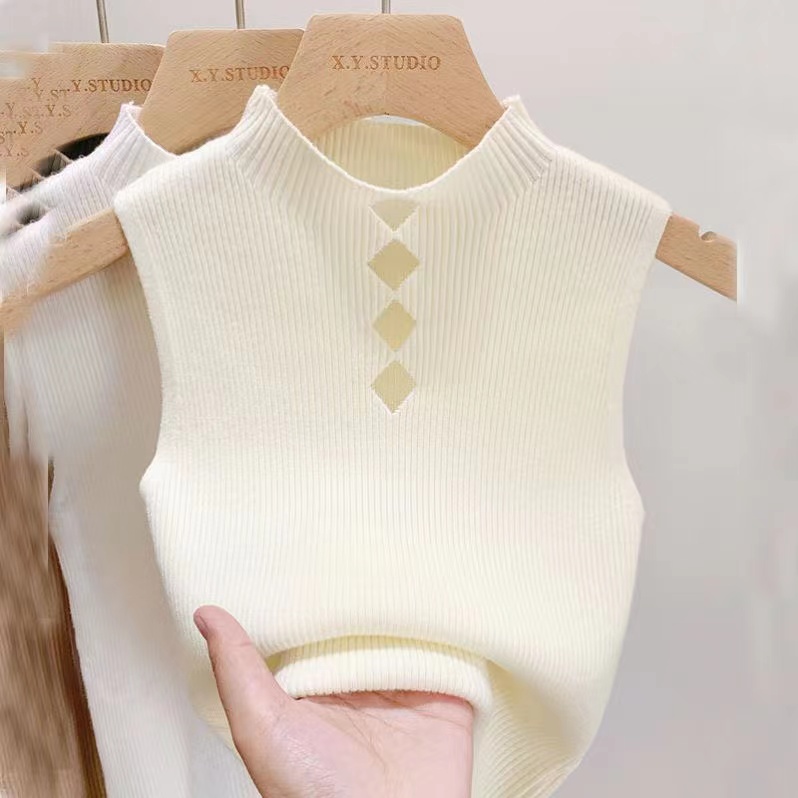 Sexy bottoming knitted vest for women, summer wear inside and outside, French chic sweet hottie tight short sleeveless top