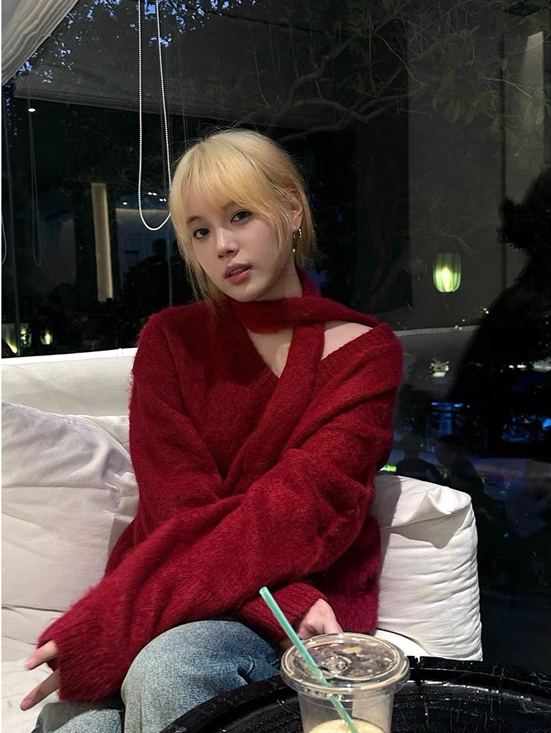 韓版穿搭溫柔氣質V領針織衫外搭圍巾女秋冬季氛圍感寬鬆軟糯毛衣