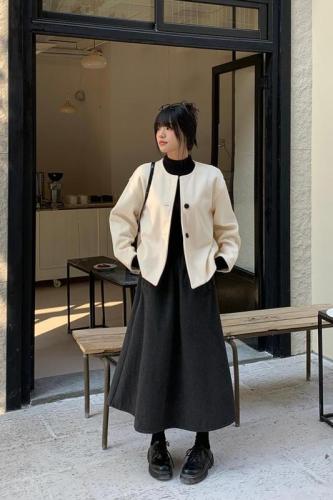 Actual shot of three standard Xiaoxiangfeng double-sided cashmere wool coat high collar slim bottoming shirt skirt suit