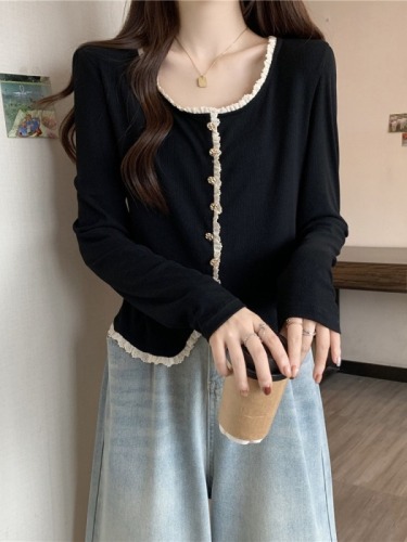 Xiaoxiangfeng Top 2024 Spring Bottoming Shirt Slimming Long Sleeve Covering Belly and Hiding Meat European U-neck Knitted T-Shirt Top