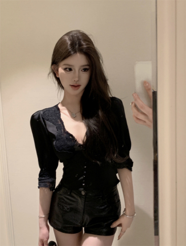 Real shot of romantic French lace splicing acetate satin palace style shirt