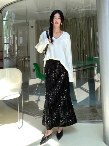 Sequined skirt for women 2024 spring style French high-end socialite black heavy industry light luxury long skirt fishtail skirt