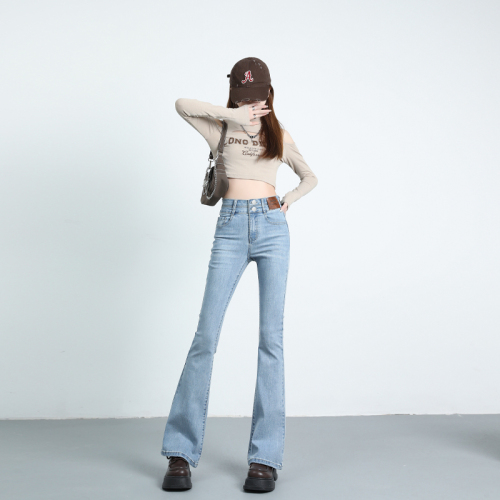 Actual shot of spring new light blue high-waisted bootcut jeans, slim horseshoe pants, slim stretch flared pants