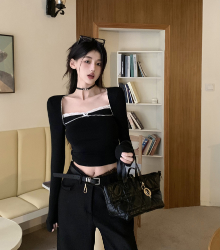 Real shot of retro lace spliced ​​bow square neck long-sleeved T-shirt women's slim-fitting top