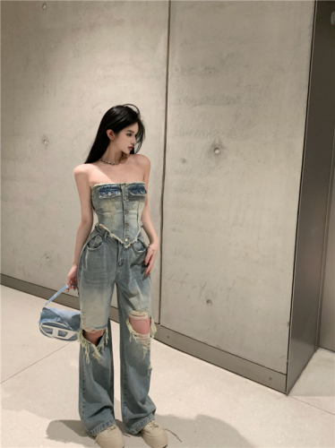 Real shot!  Spring Hot Girl Slim Fit Tube Top Ripped Jeans Fashion Suit