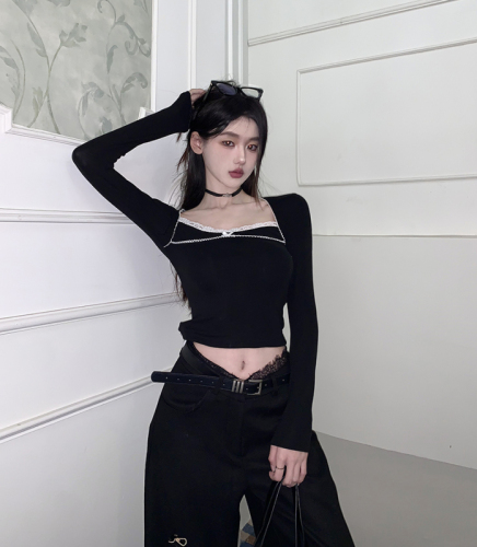 Real shot of retro lace spliced ​​bow square neck long-sleeved T-shirt women's slim-fitting top