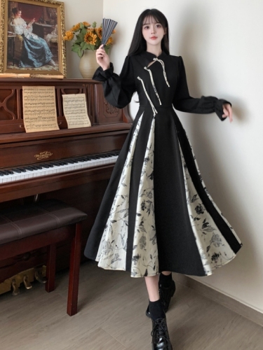 New Chinese style improved cheongsam skirt spring and autumn large size retro high-end print stitching large hem dress