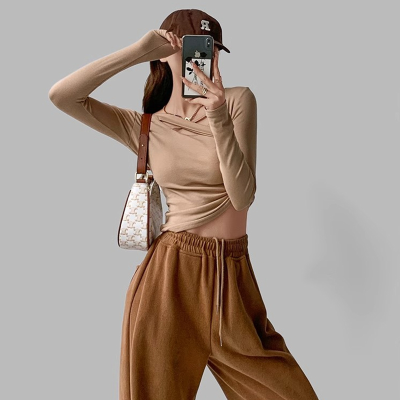 High elastic ribbed German velvet slimming bottoming shirt for women showing clavicle, chic cross strap T-shirt trendy