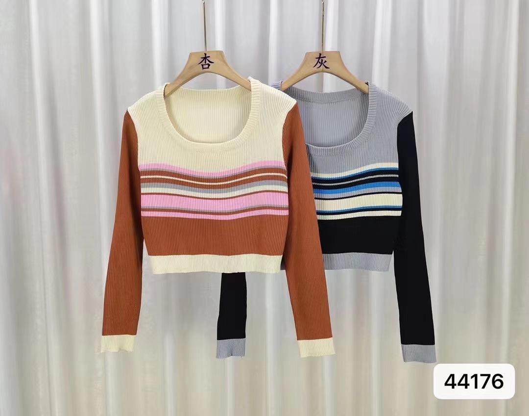 2024 Spring and Autumn New Sweet Hot Girl Contrast Color Striped Knitted Slim Fit Outerwear Versatile Tops for Women
