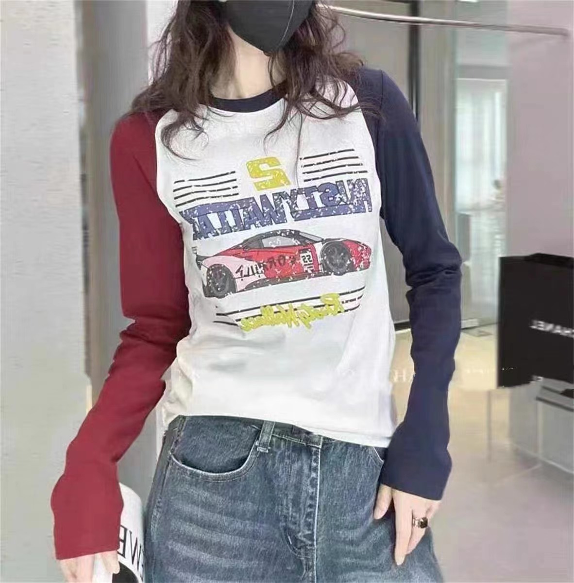 2024 Early Spring New Letter Printed Color Block Car T-Shirt Women's Fashion Contrast Color Raglan Sleeve Versatile Top
