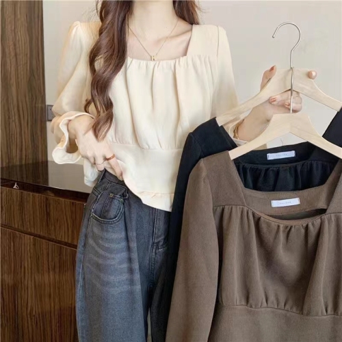 Large size long-sleeved shirt women's design niche autumn 2024 new fat MM French clavicle square collar short top