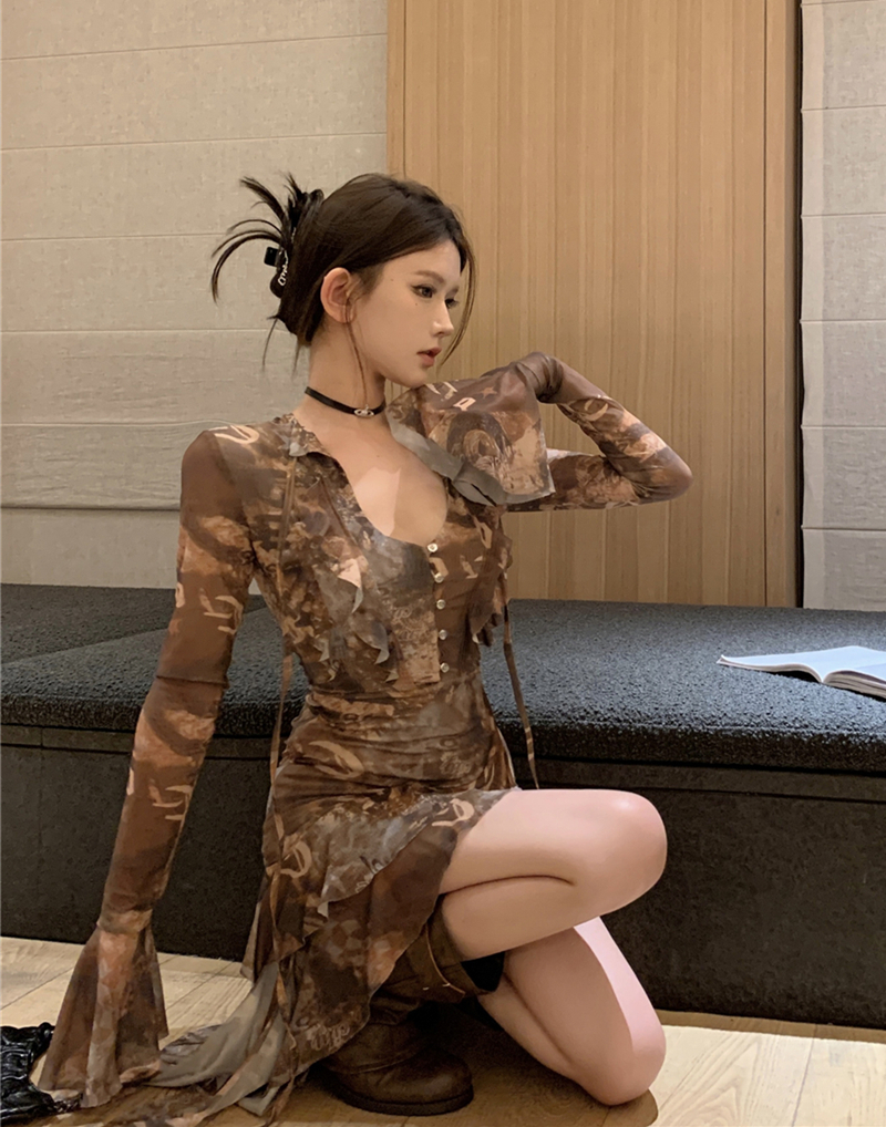 實拍春裝性感辣妹長袖印花收腰顯瘦不規則網紗裙連衣裙子女