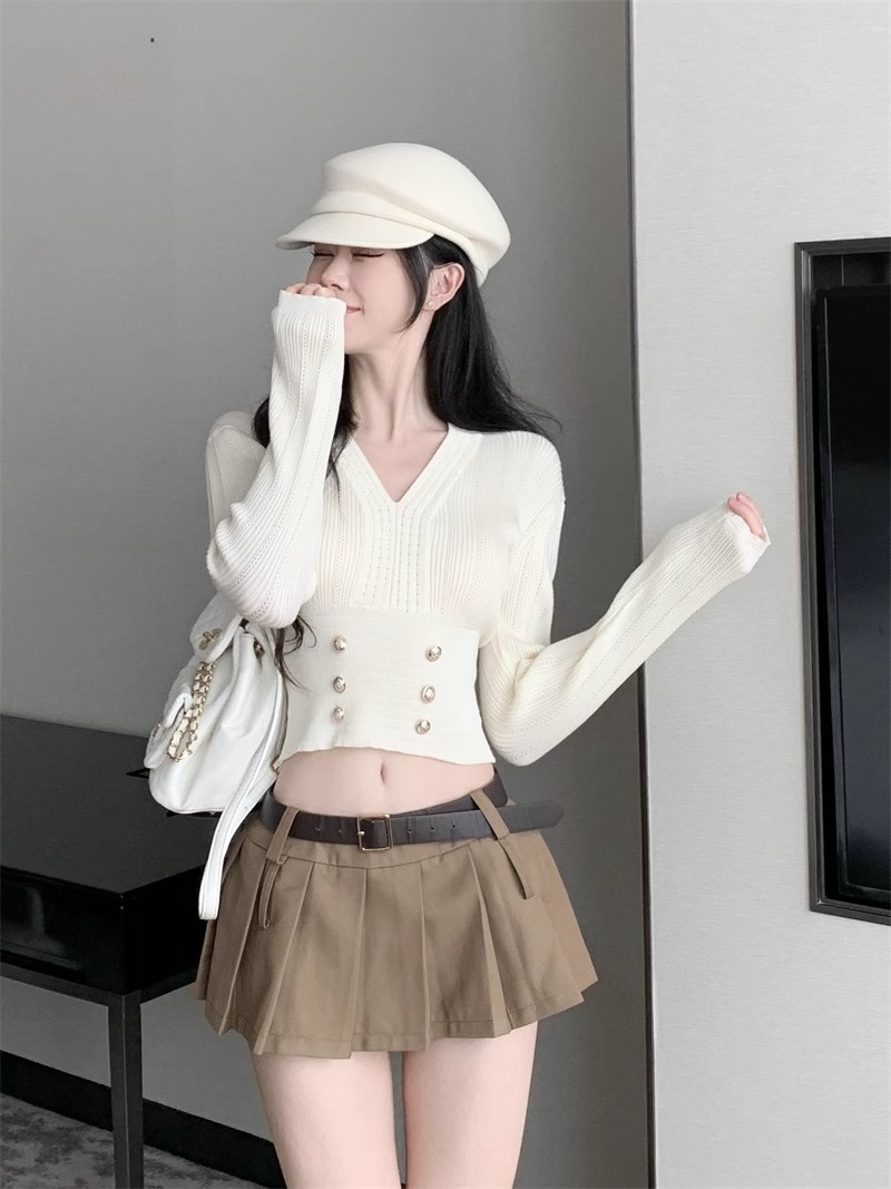 French style beaded design V-neck long-sleeved autumn and winter new sexy short top