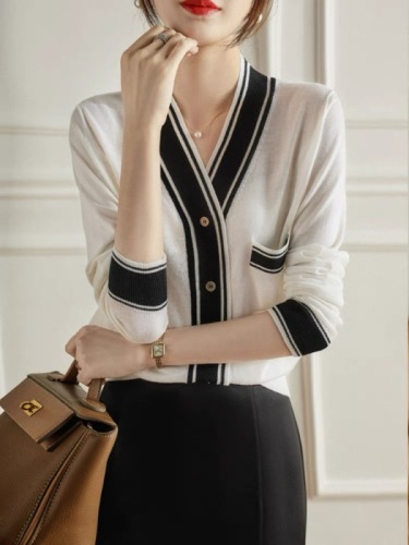 2024 Spring New Women's Knitted Cardigan Loose Casual Lazy Style Top Thickened Long Sleeve Jacket
