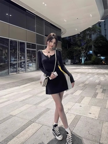 2024 Spring Black Long Sleeve Knitted Dress Female Small Slim Fit Sexy Hot Girl Temperament Bottoming Skirt