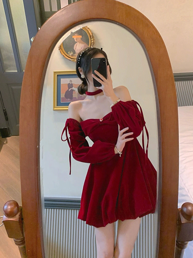 New Year's party atmosphere shirt red velvet long-sleeved halter dress women's waist slimming bottoming princess skirt