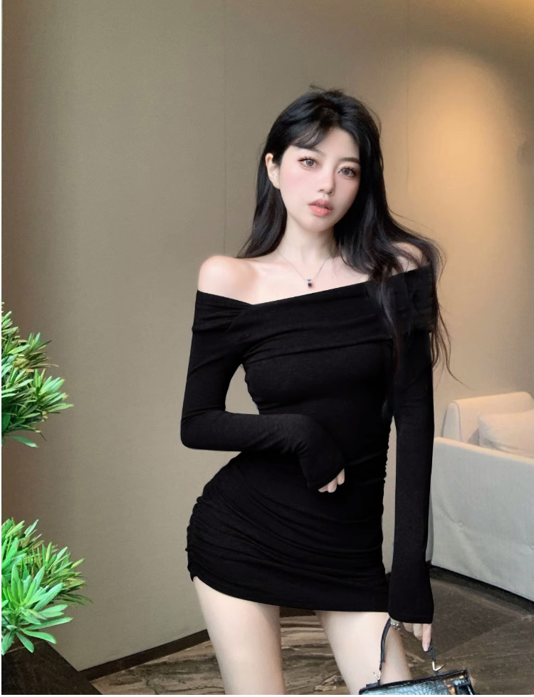一字肩連衣裙女秋冬純欲辣妹性感包臀小媽短裙美拉德打底內搭裙子