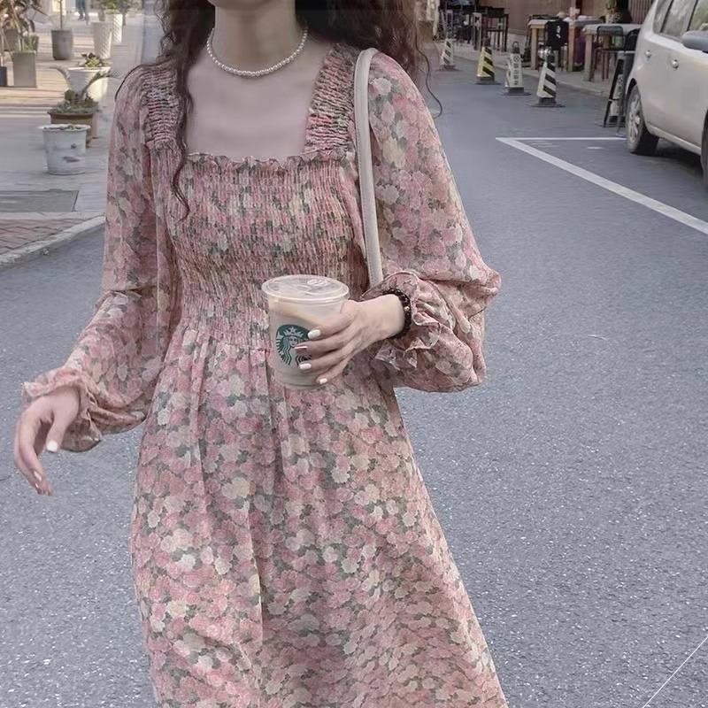 Original workmanship spring dress 2024 new French retro temperament first love gentle forest square collar floral dress