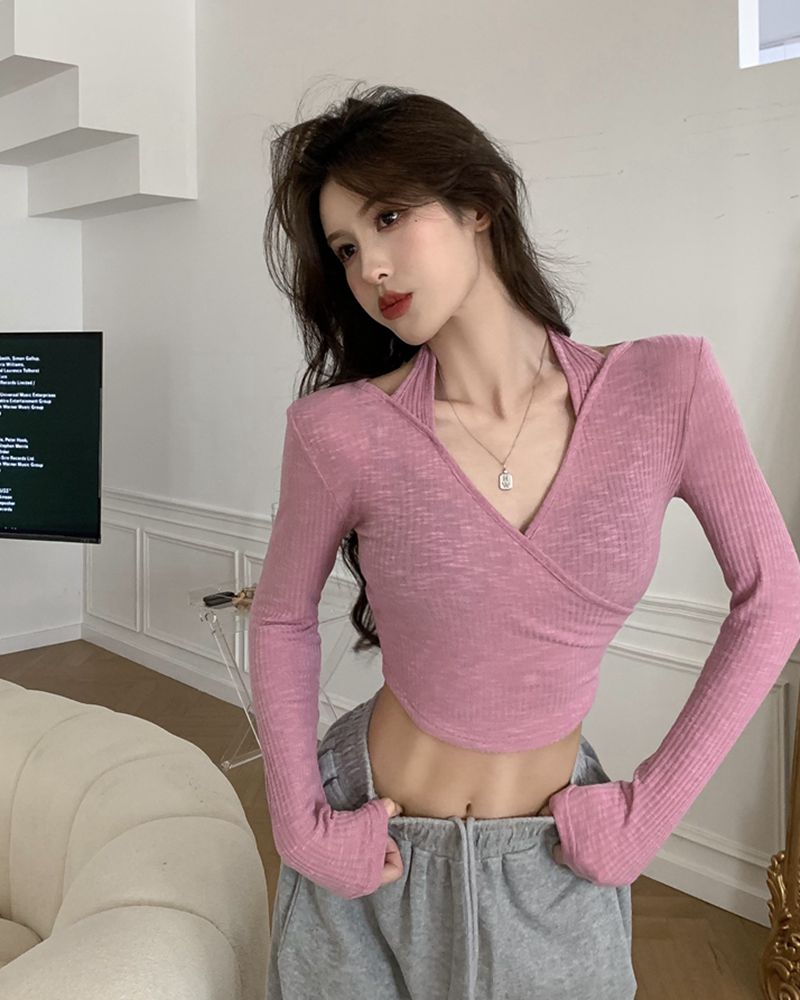 Real shot of sexy hot girl style off-shoulder halter neck V-neck slim strap shoulder pad long-sleeved T-shirt women's inner layering shirt