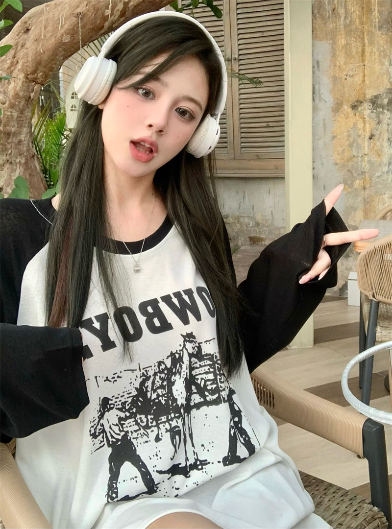 Real shot American retro contrast color T-shirt for women 2024 new loose mid-length letter printed long-sleeved top