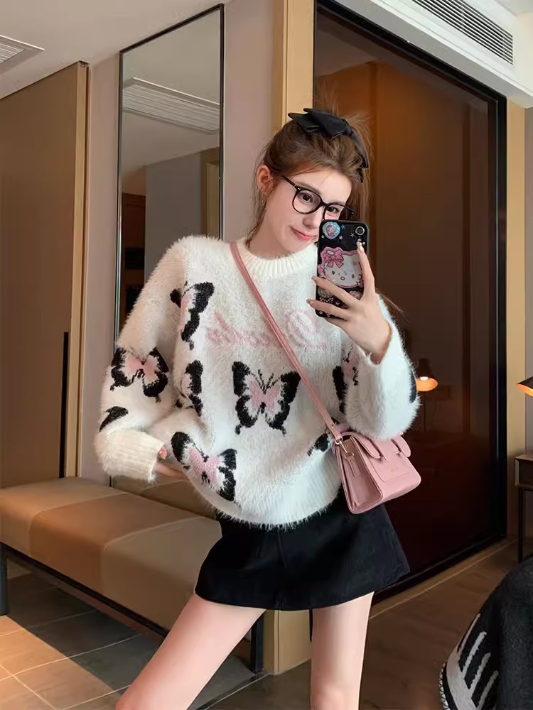白色蝴蝶圓領毛衣女新款秋冬季加厚復古慵懶高級感內搭針織衫