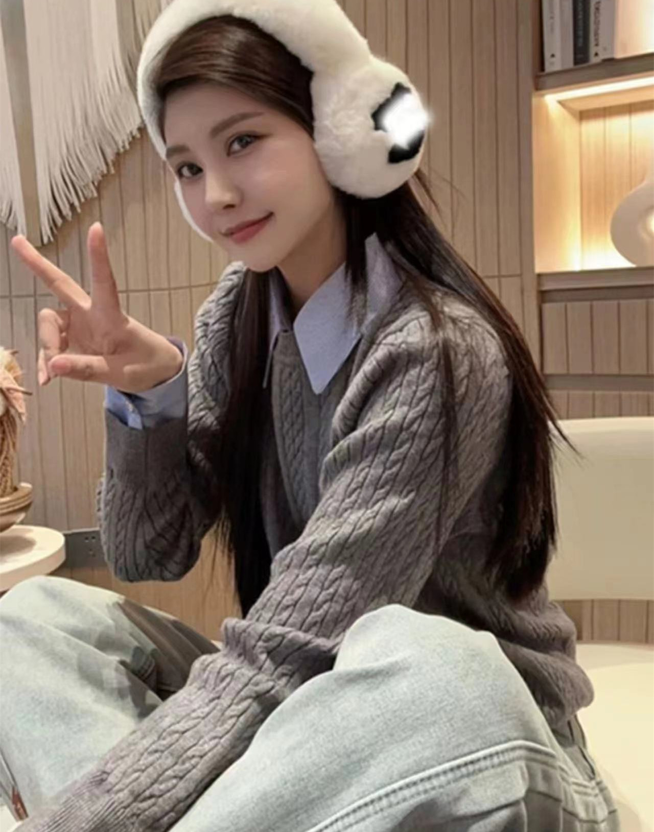 White fake two-piece polo collar with cashmere sweater for women autumn and winter slim bottoming sweater twist lapel top