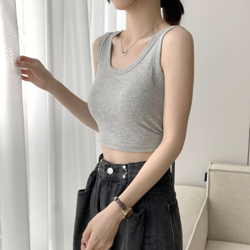 2024 Real shot of vest for women in summer, beautiful bottoming, bra straps, breast pads, hot girl outfits, sleeveless short tops for outer wear
