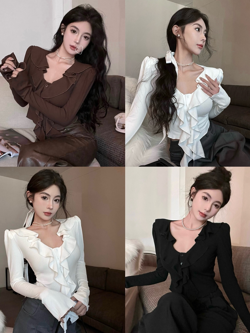 Real shot of winter sweet hot girl style ruffled V-neck long-sleeved velvet sweater short style for women