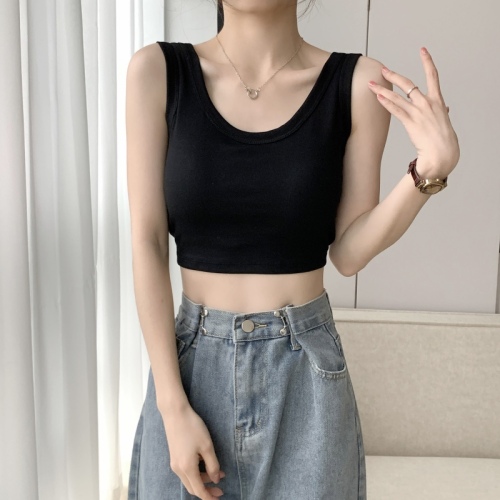 2024 Real shot of vest for women in summer, beautiful bottoming, bra straps, breast pads, hot girl outfits, sleeveless short tops for outer wear