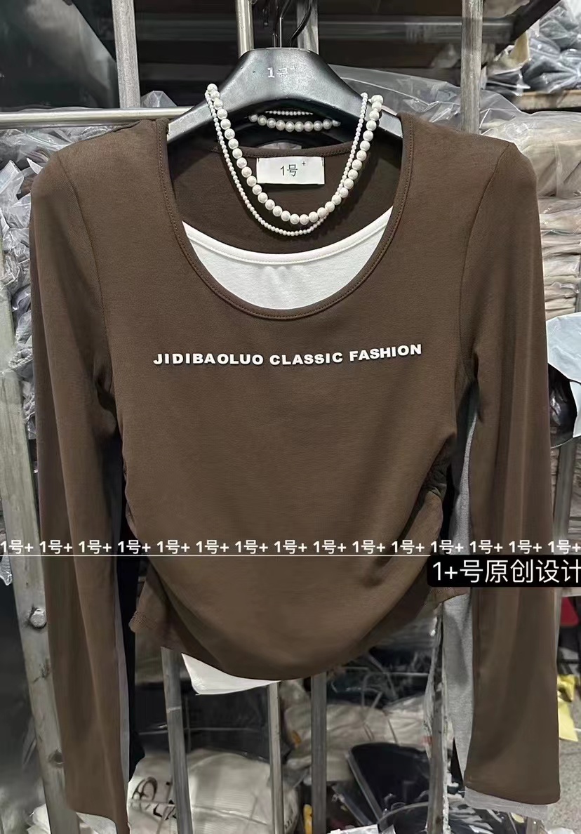 2024 Spring New Korean Version Korean Style Contrast Color Splicing Fake Two-piece Design T-Shirt Fashionable and Versatile Hot Girl Top