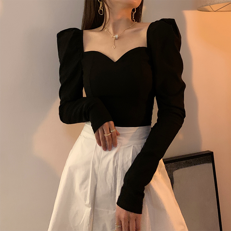 Sweetheart collar bottoming shirt for women in autumn and winter new high-end suit with French clavicle atmosphere square collar top