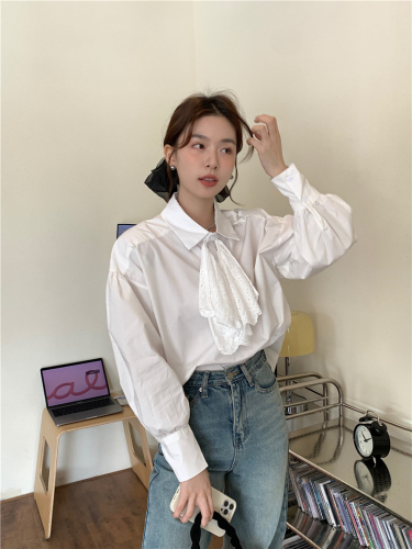 Actual shot of 2024 spring and autumn Korean style white long-sleeved shirts for women with trendy design lapel tops