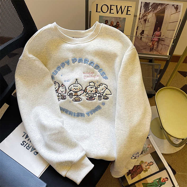 Gray embroidered round neck sweatshirt for women in winter, super good-looking, loose, age-reducing, oversize, velvet and thickened top