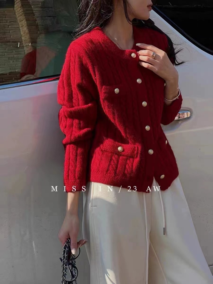 European style small fragrance twist cashmere knitted cardigan sweater jacket women's winter clothing new style European women's fashion trend