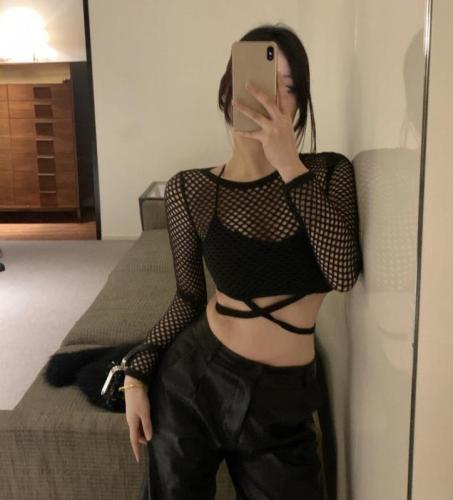 ****~Real shot of spring sexy mesh hollow straps and navel-baring short bottoming shirt for women