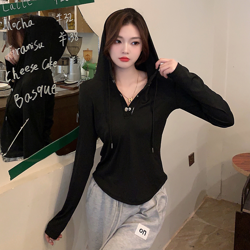 Real shot of three-color autumn and winter new women's clothing, unique, unique, fashionable and personalized hooded pullover bottoming shirt top
