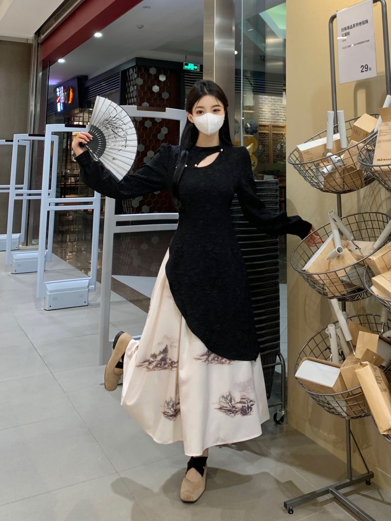 Plus size women's new Chinese style fake two-piece contrasting national style cheongsam skirt spring and autumn hollow design long-sleeved dress