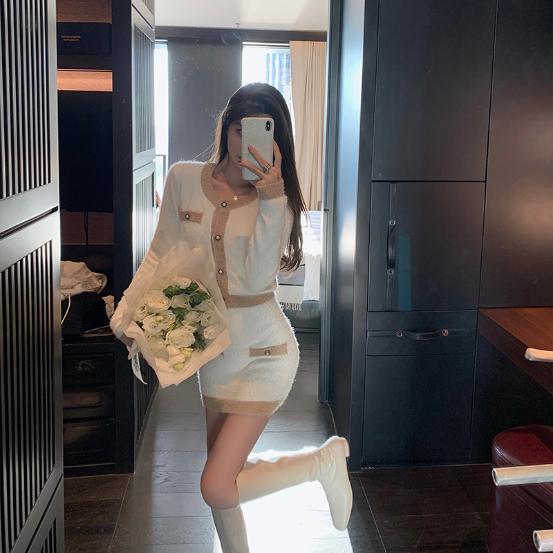 早安樊樊秋裝氣質女神范套裝小眾撞色毛針織長袖包臀半身裙兩件套