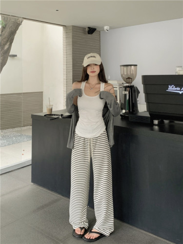 Black and White Striped Towel Pants Women's Autumn and Winter 2024 New High Waist Drape Loose Straight Casual Velvet Wide Leg Pants