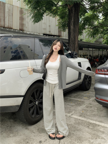 Black and White Striped Towel Pants Women's Autumn and Winter 2024 New High Waist Drape Loose Straight Casual Velvet Wide Leg Pants