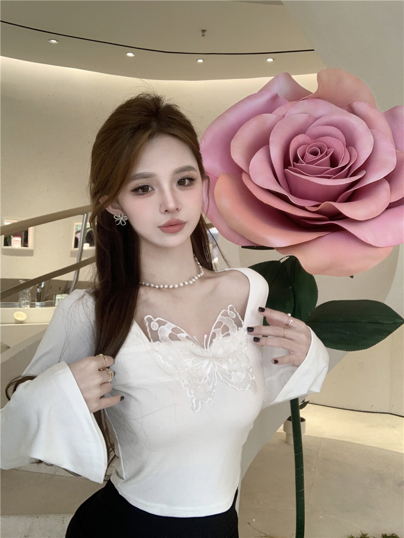 Real shot ~ pure lust style butterfly embroidered T-shirt for women in spring, sweet hottie wearing sexy tight short top for women