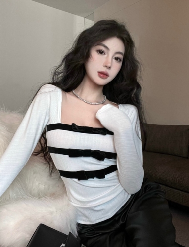 Real shot of winter sexy hot girl style heartbeat signal velvet bow slimming inner layer with velvet bottoming shirt top
