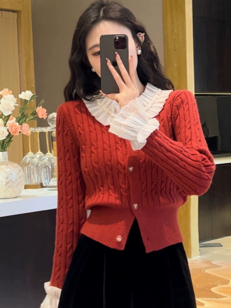High-end and super good-looking thickened soft waxy sweater for women in autumn and winter new style inner base knitted cardigan top