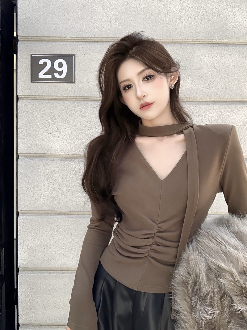 Real shot of autumn and winter hot girl style design V-neck ribbon pleated slim double-sided velvet shoulder-padded long-sleeved bottoming shirt