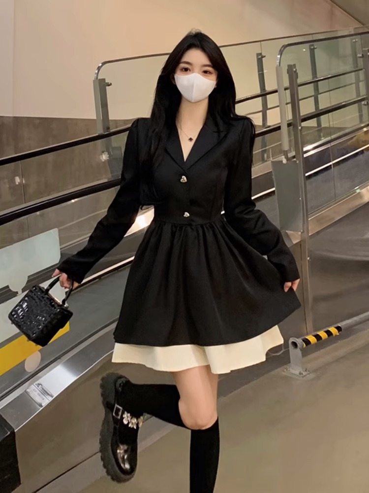 大碼胖mm赫本風高級感西裝連衣裙女秋季法式公主蓬蓬裙禮服小黑裙
