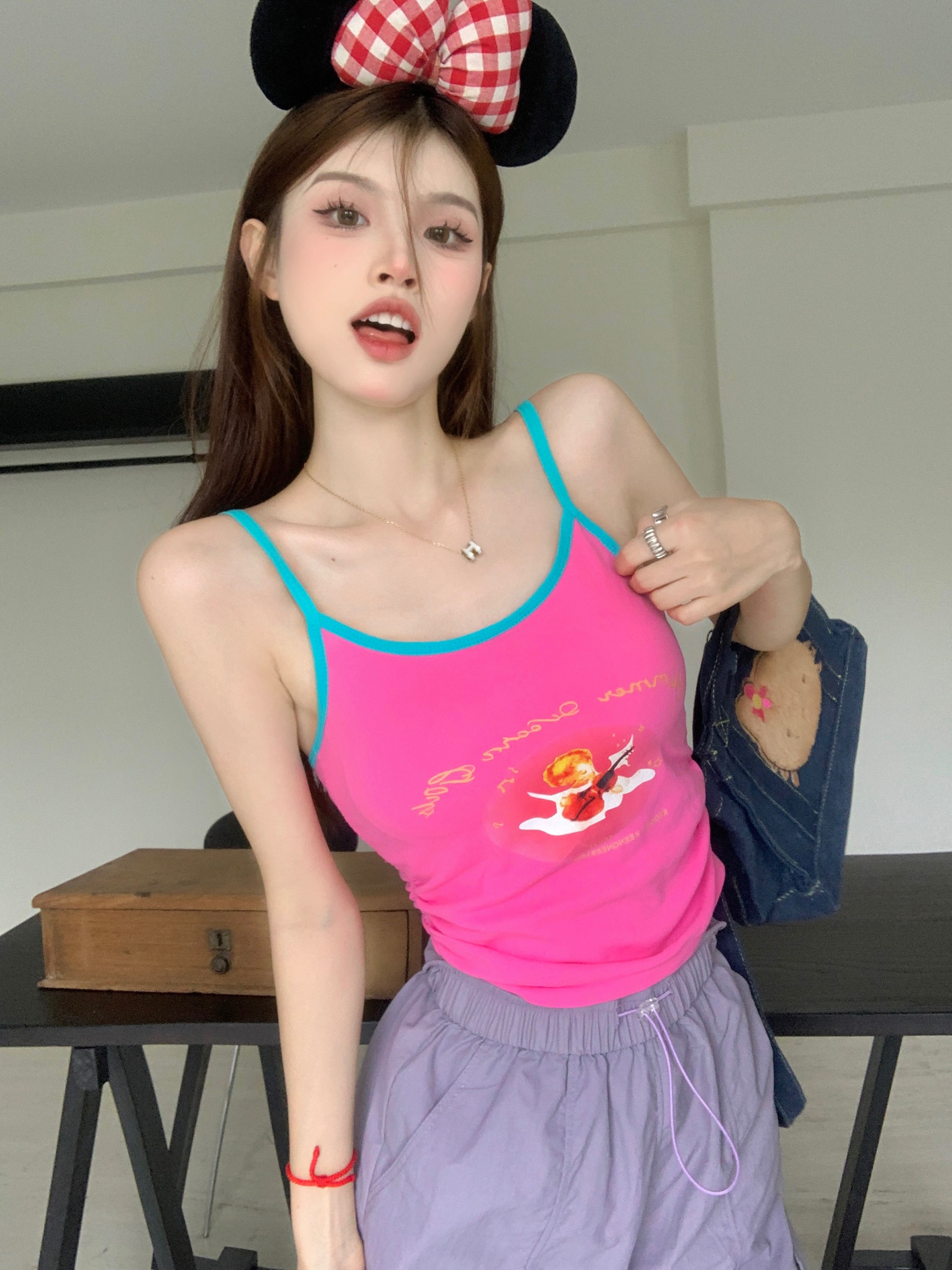 Real shot spring autumn summer bottoming shirt sleeveless camisole hot girl color matching pure desire little angel short top